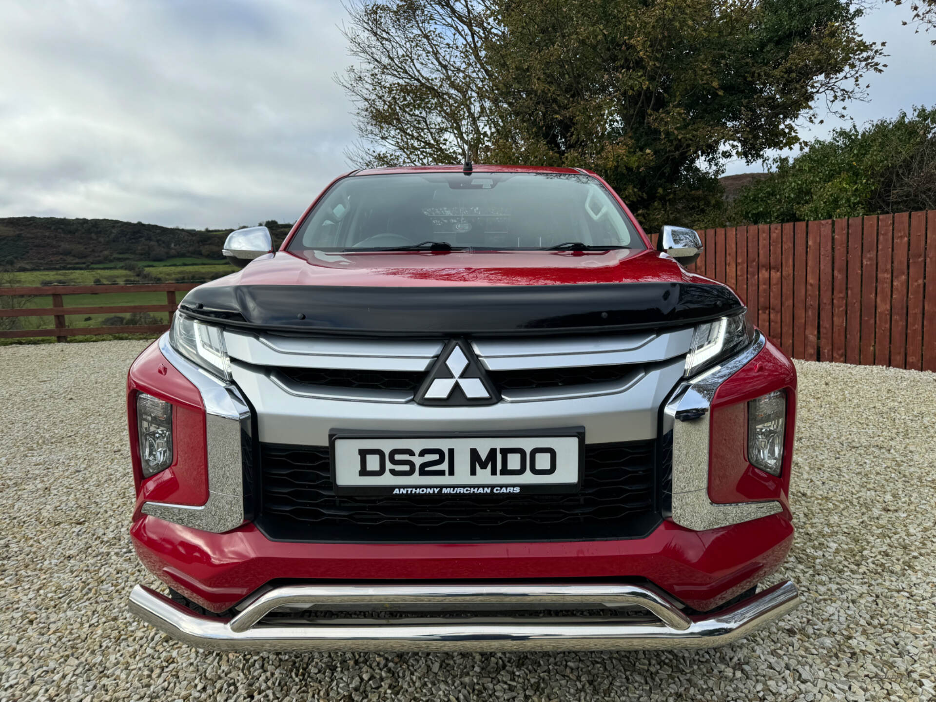 Mitsubishi L200 DIESEL in Down