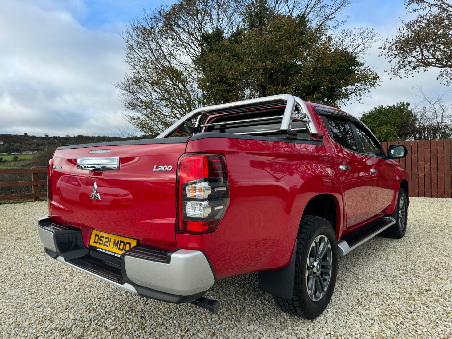 Mitsubishi L200 DIESEL in Down