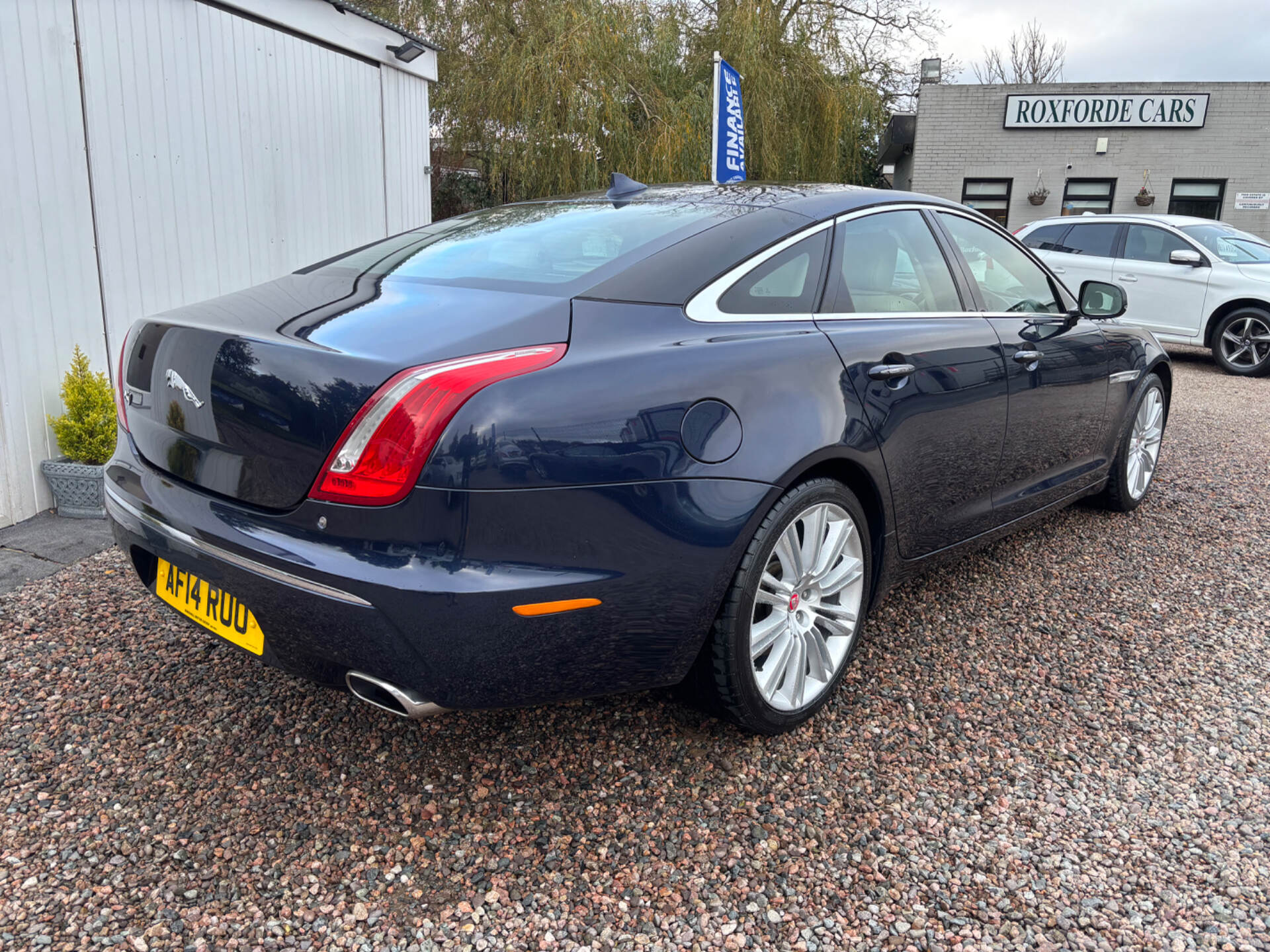 Jaguar XJ Series DIESEL SALOON in Antrim