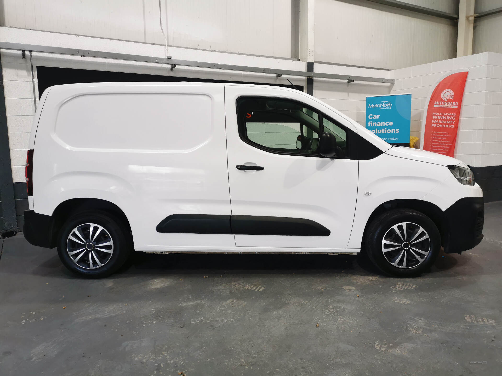 Citroen Berlingo M DIESEL in Down