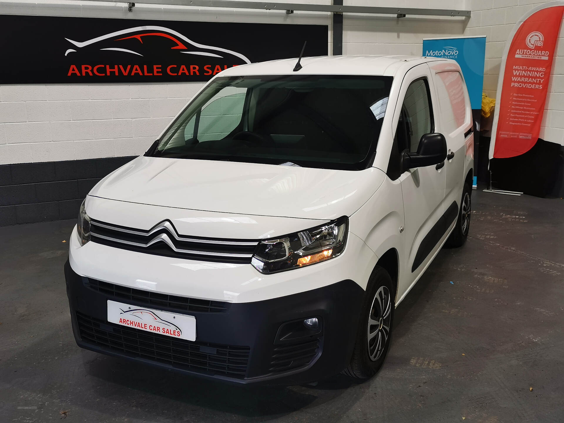 Citroen Berlingo M DIESEL in Down