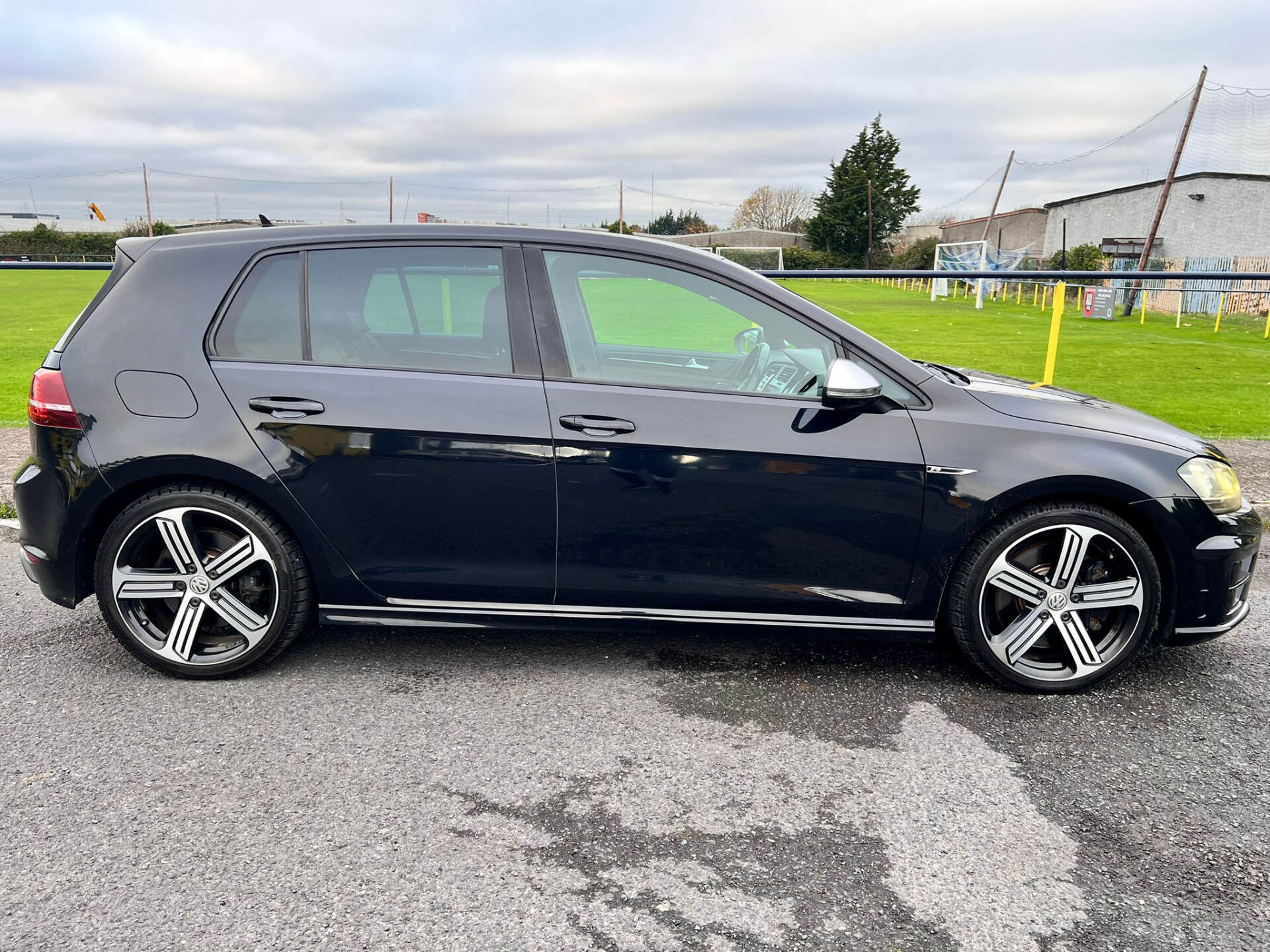 Volkswagen Golf R 2.0 PETROL AUTO 5 DR in Antrim