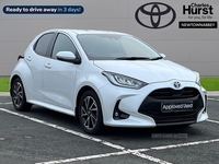 Toyota Yaris 1.5 Hybrid Design 5Dr Cvt in Antrim