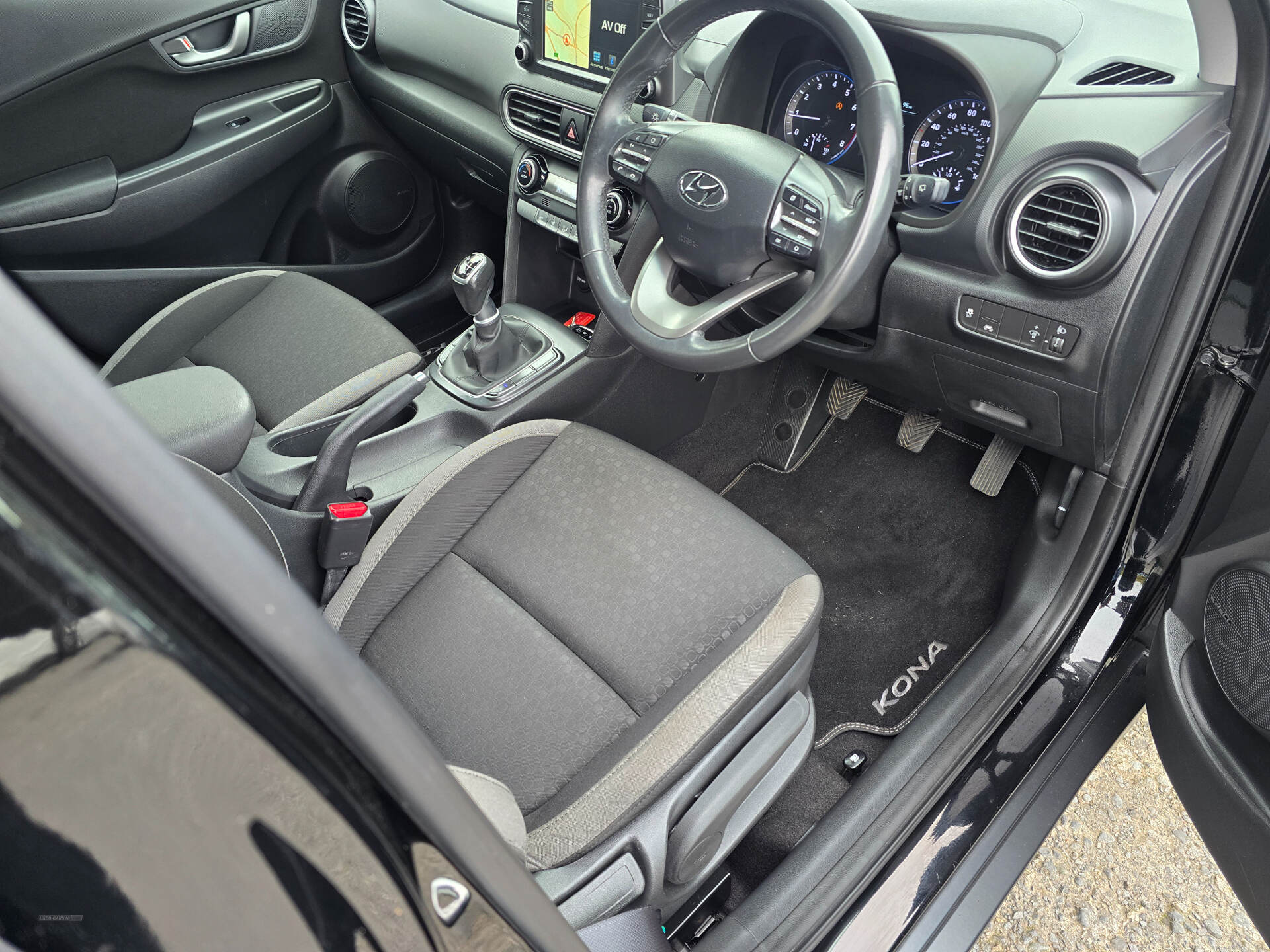 Hyundai Kona HATCHBACK in Down