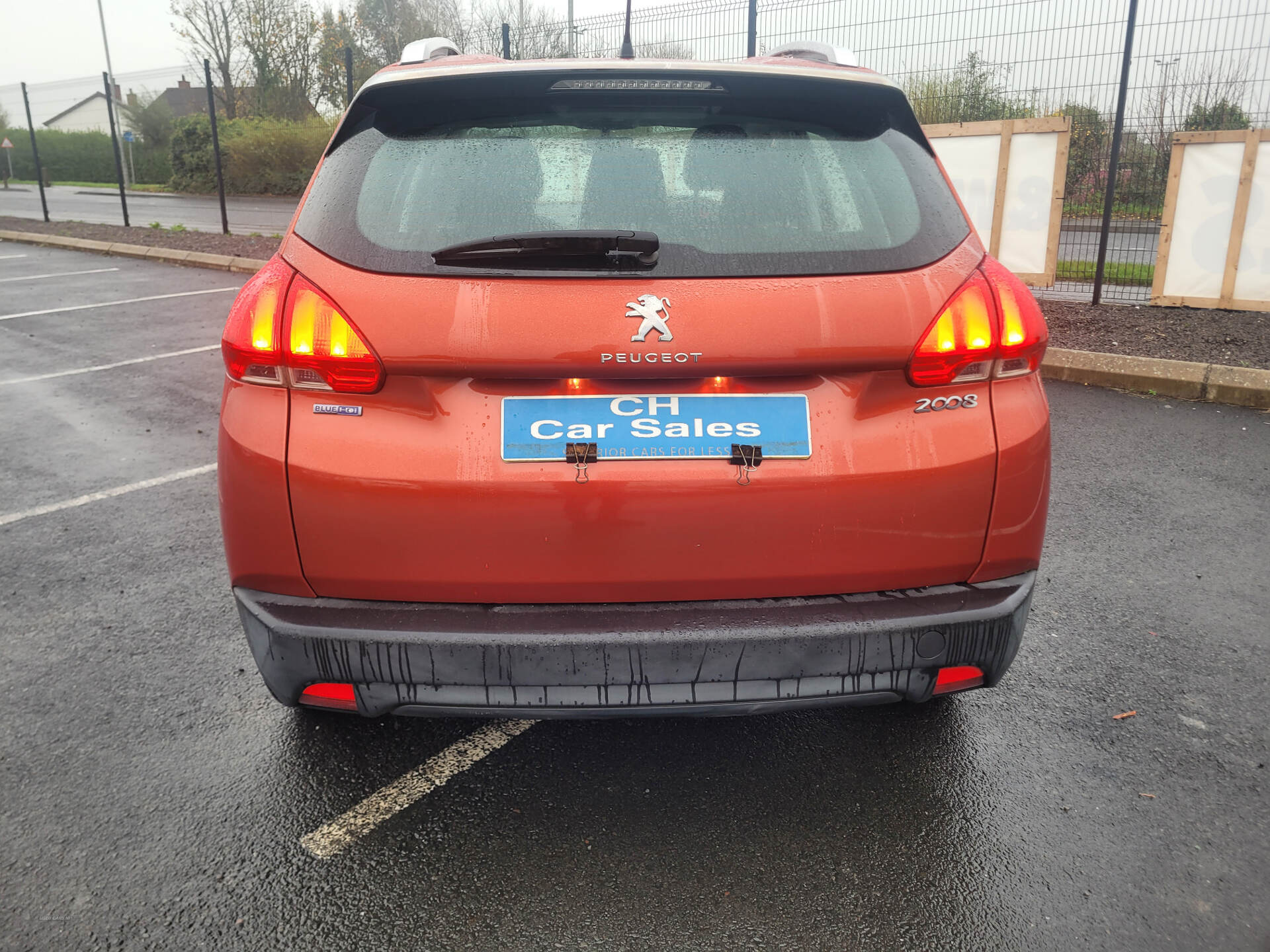 Peugeot 2008 DIESEL ESTATE in Down