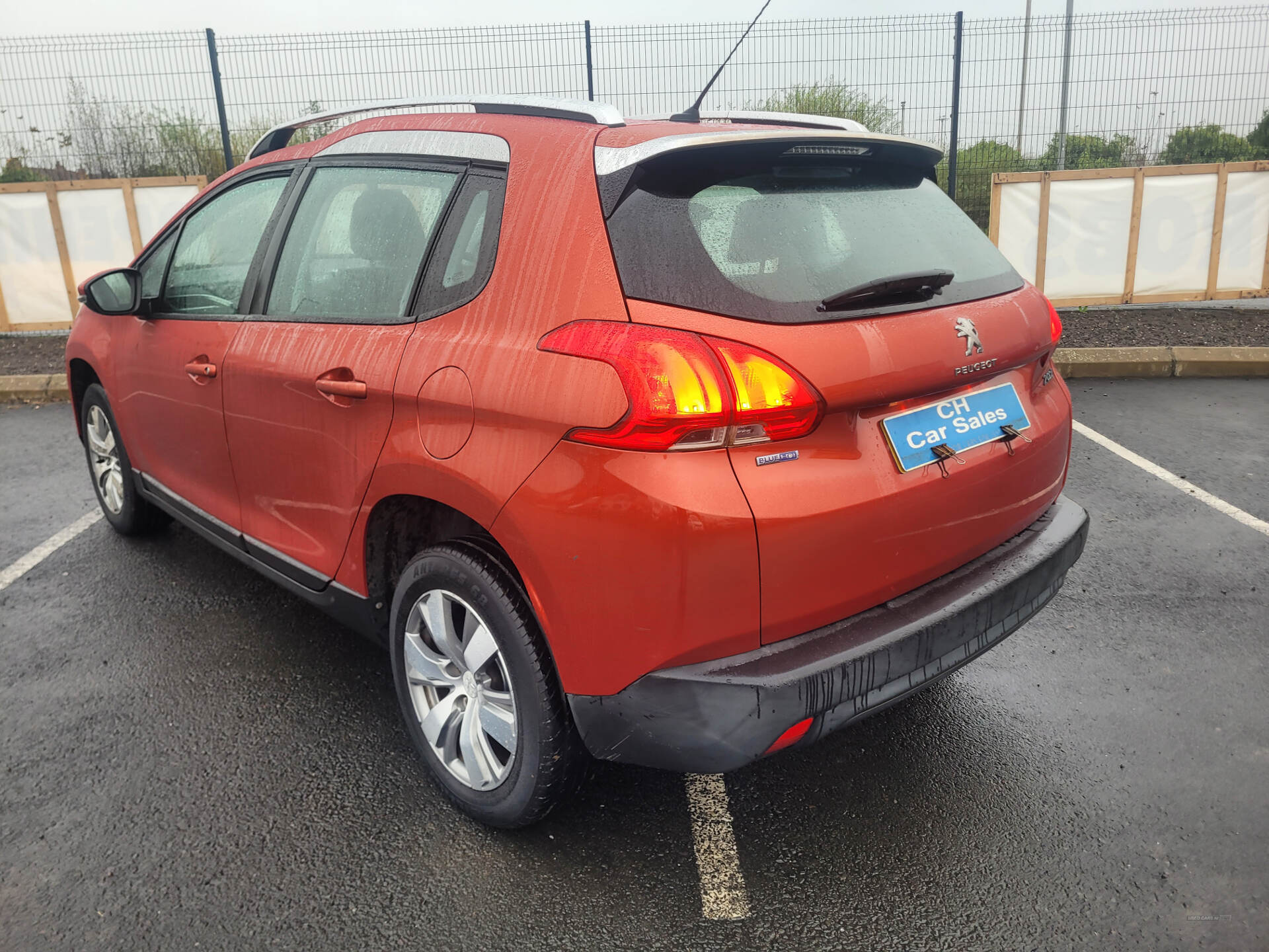 Peugeot 2008 DIESEL ESTATE in Down