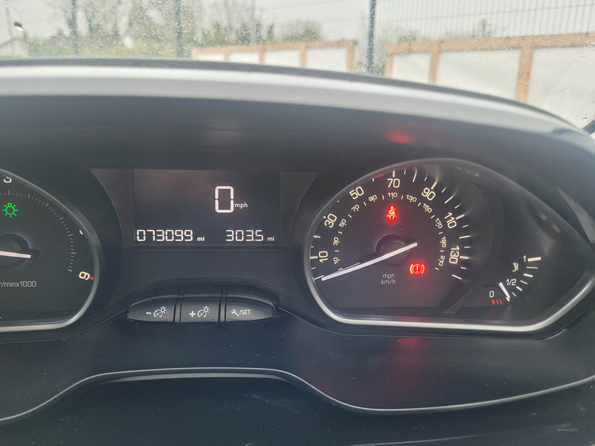 Peugeot 2008 DIESEL ESTATE in Down