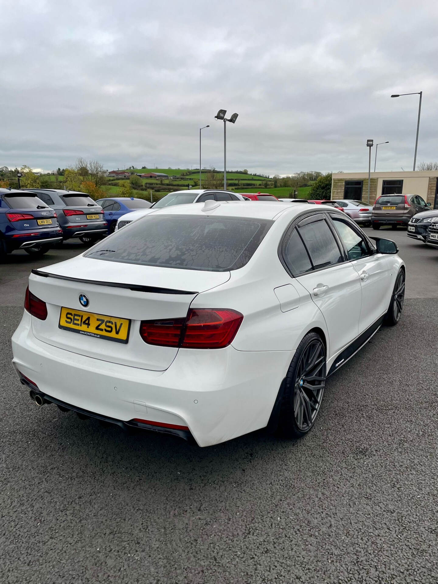 BMW 3 Series DIESEL SALOON in Down