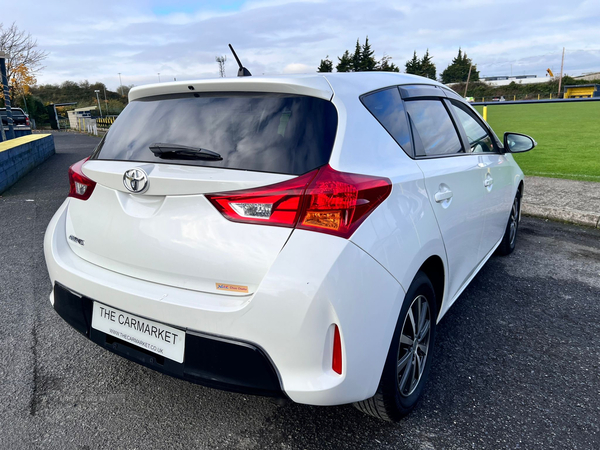 Toyota Auris 1.5 VVTI AUTO 5 DR in Antrim