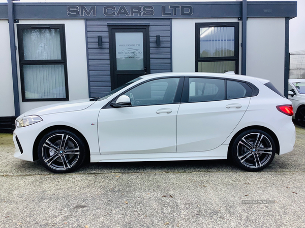 BMW 1 Series DIESEL HATCHBACK in Down