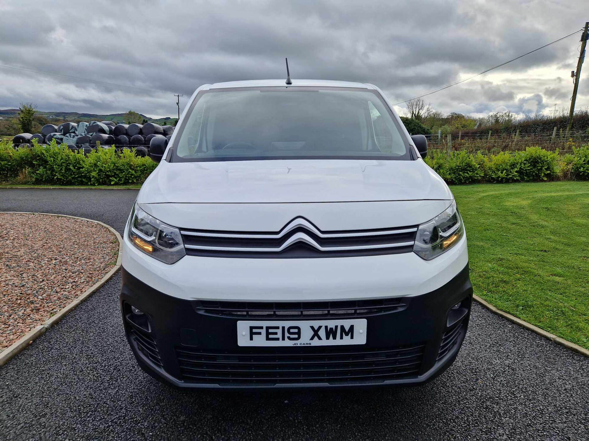 Citroen Berlingo M DIESEL in Down