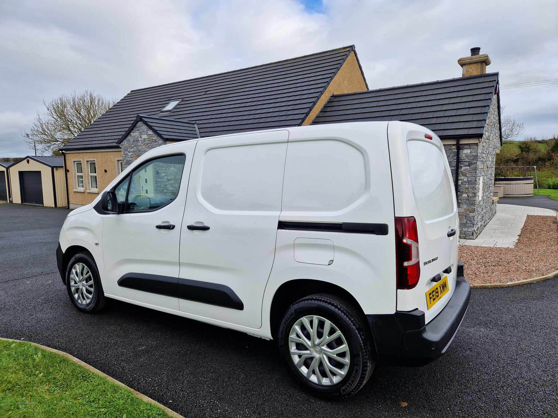 Citroen Berlingo M DIESEL in Down