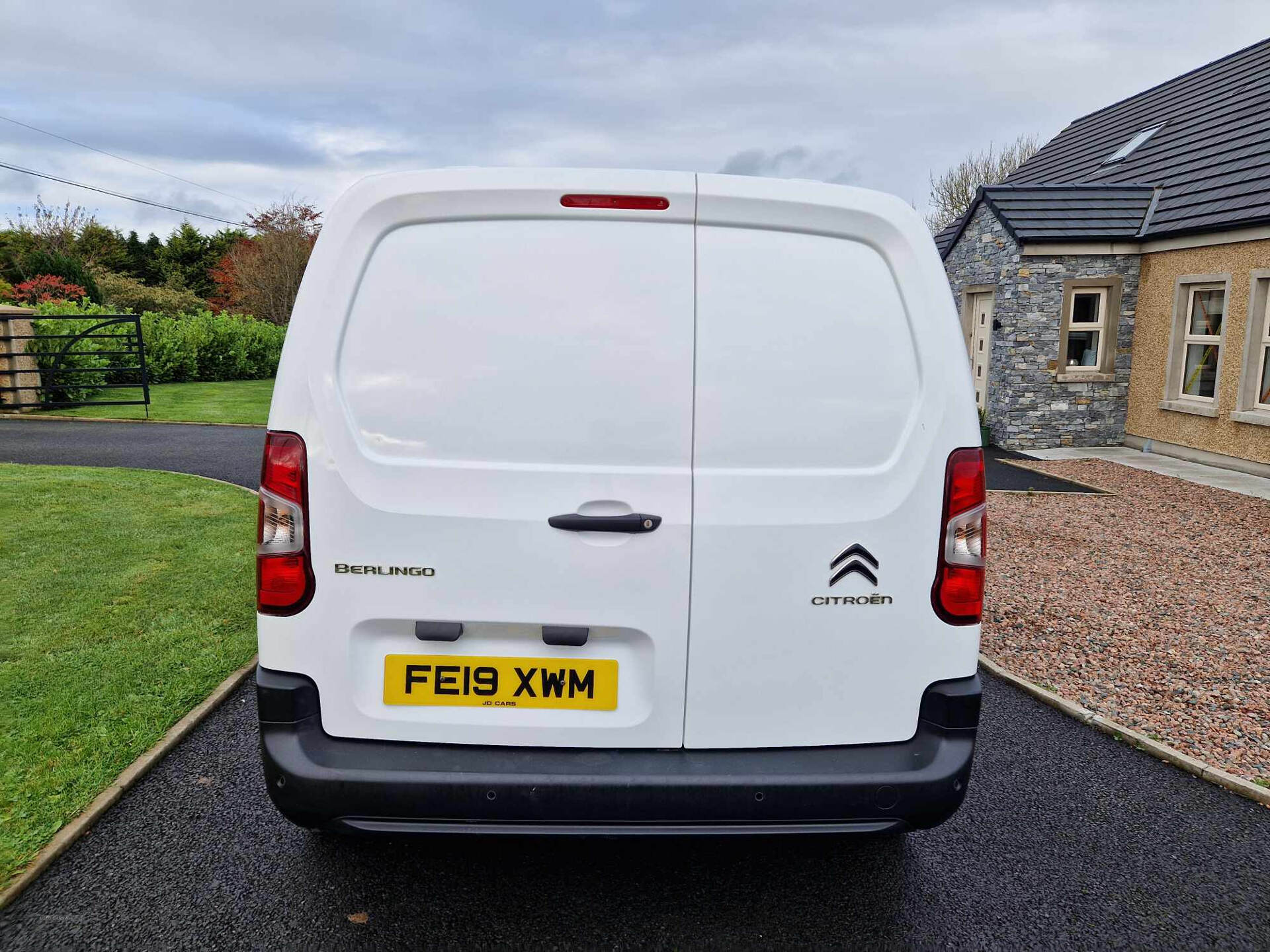 Citroen Berlingo M DIESEL in Down