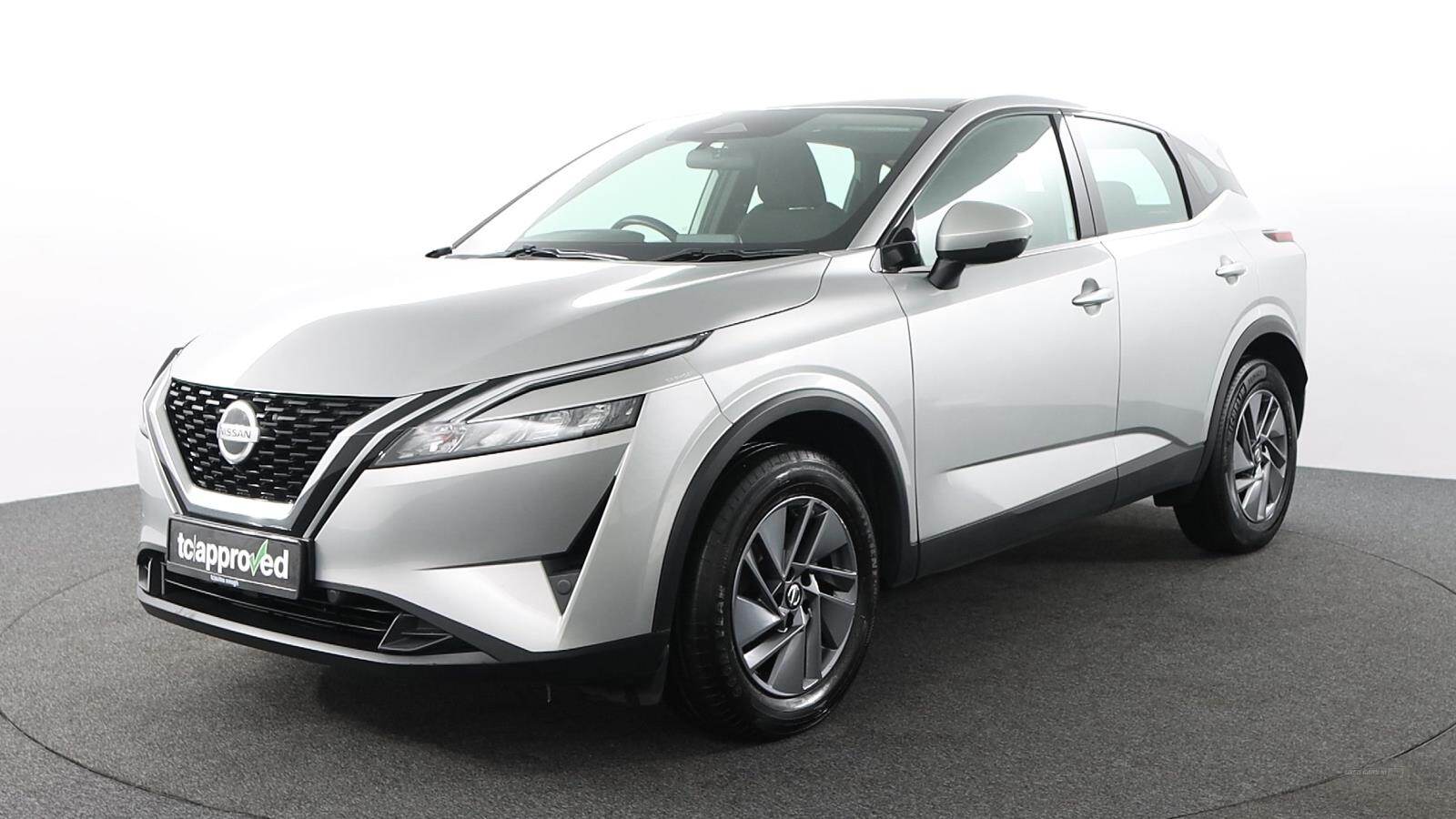 Oct 2021 Nissan Qashqai 1.3 DiG-T MH Acenta Premium 5dr