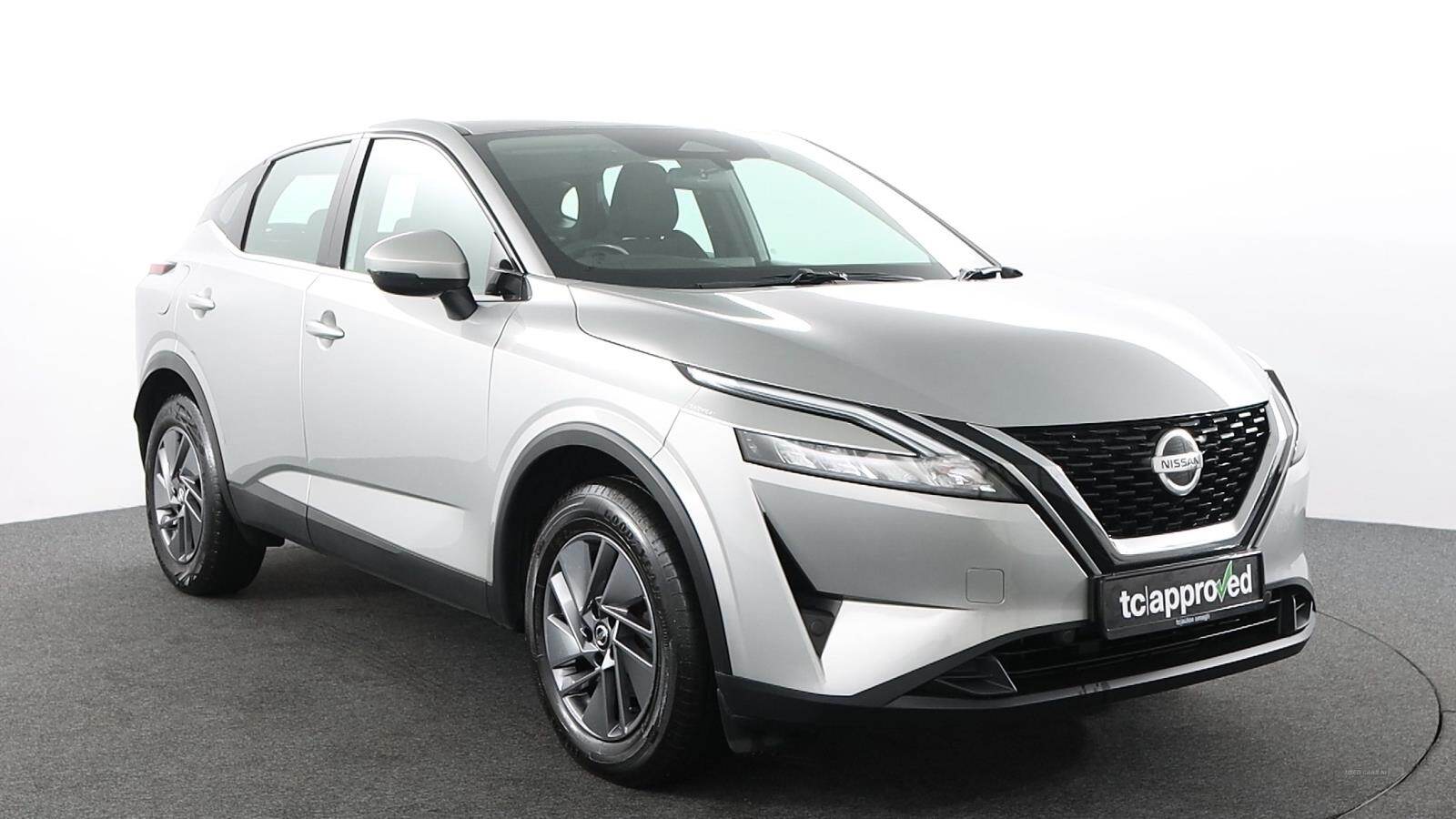 Oct 2021 Nissan Qashqai 1.3 DiG-T MH Acenta Premium 5dr