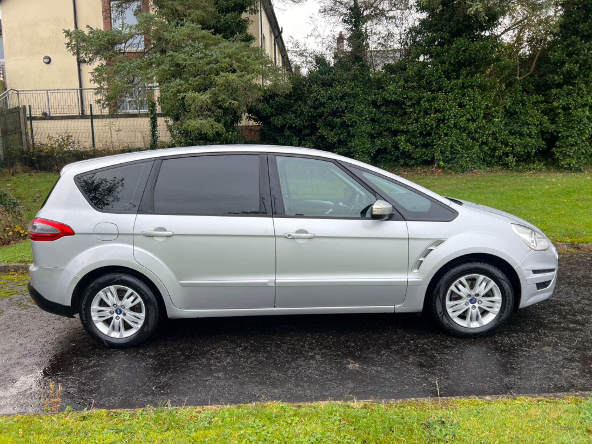 Ford S-Max DIESEL ESTATE in Antrim