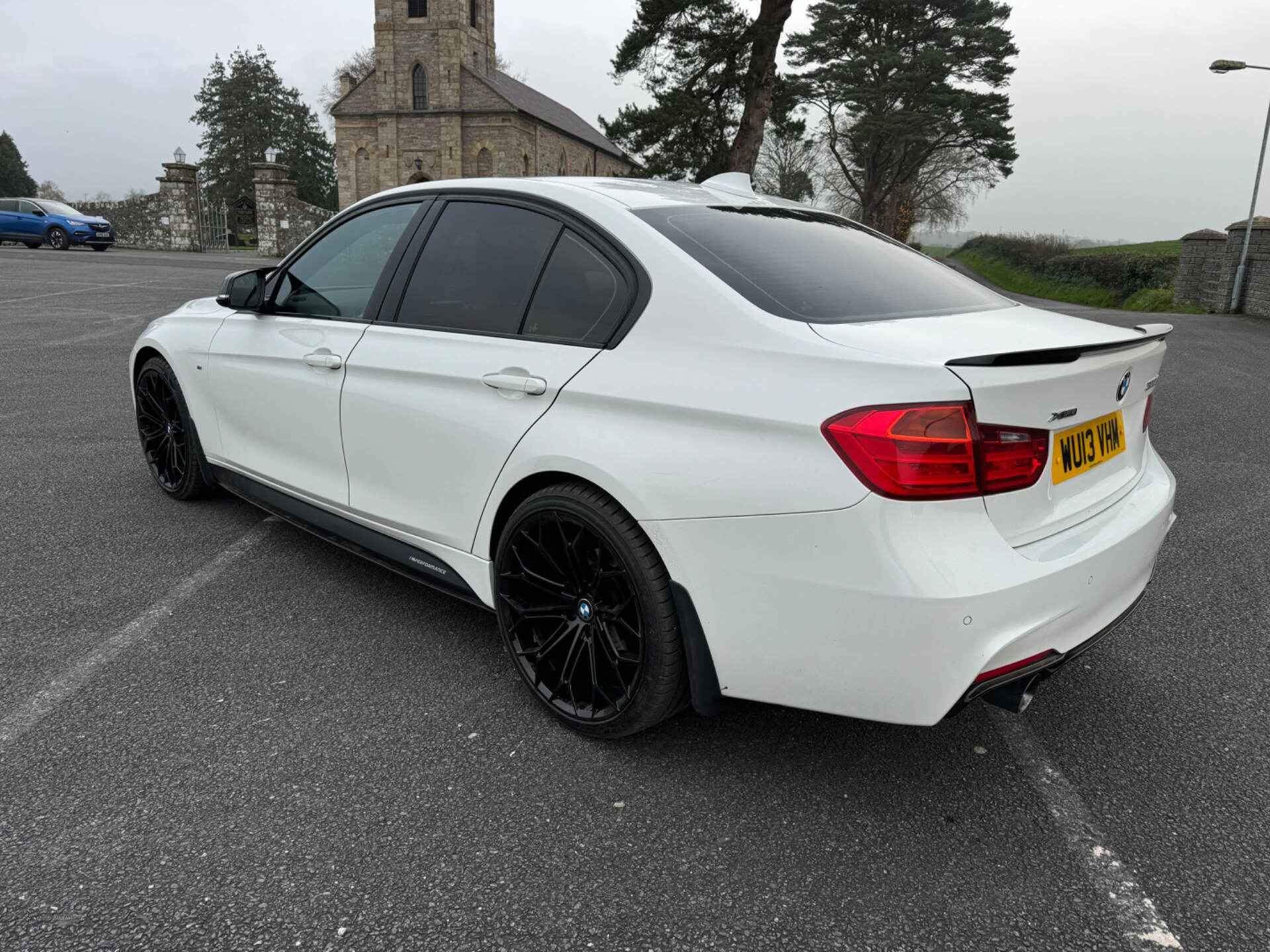 BMW 3 Series DIESEL SALOON in Tyrone