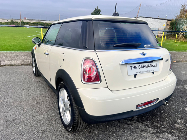 MINI Hatch 1.6 AUTO 3 DR in Antrim