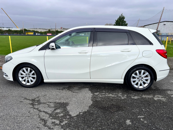 Mercedes B-Class B180 1.6 AUTO 5 DR in Antrim