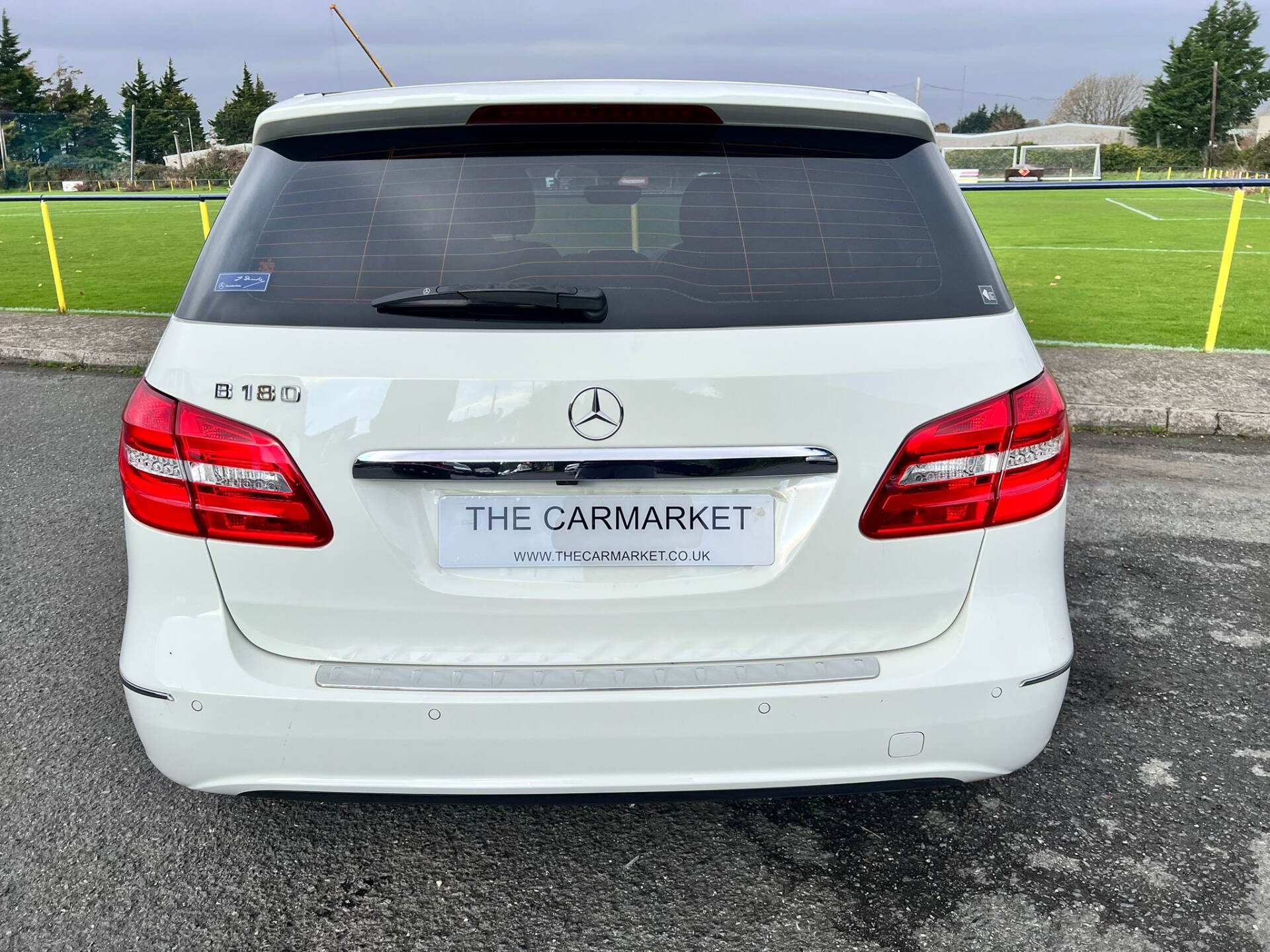 Mercedes B-Class B180 1.6 AUTO 5 DR in Antrim