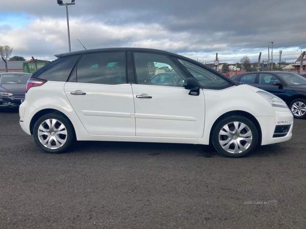 Citroen C4 Picasso DIESEL ESTATE in Antrim