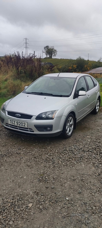 Ford Focus 1.6 Zetec 5dr [Climate Pack] in Armagh