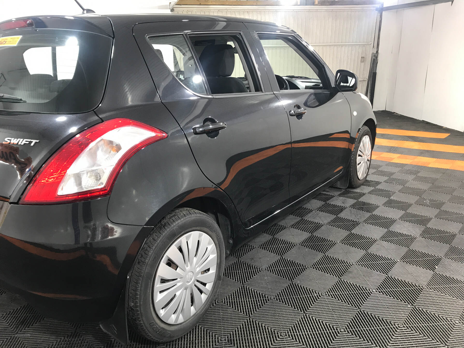 Suzuki Swift HATCHBACK in Antrim