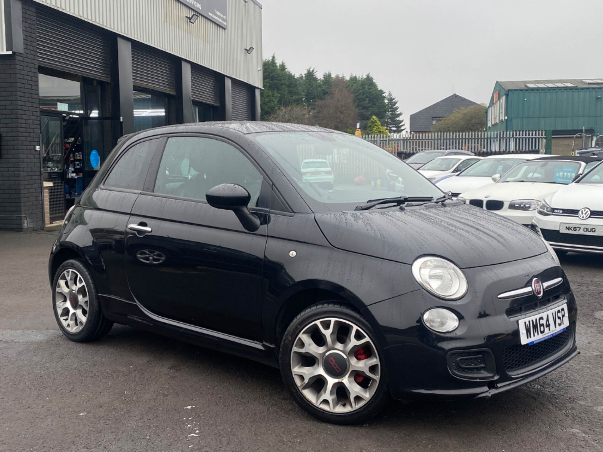 Fiat 500 HATCHBACK in Down