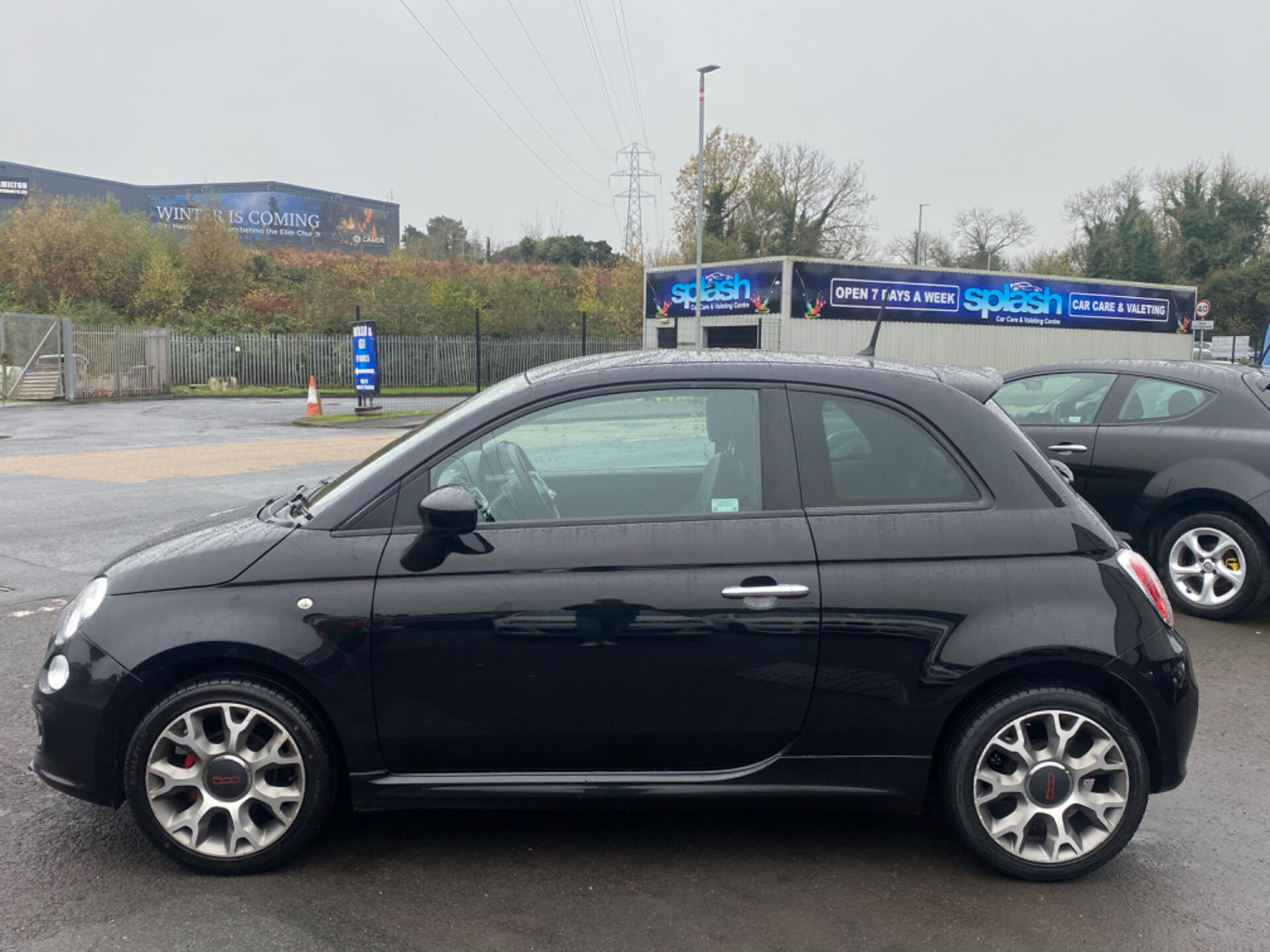 Fiat 500 HATCHBACK in Down