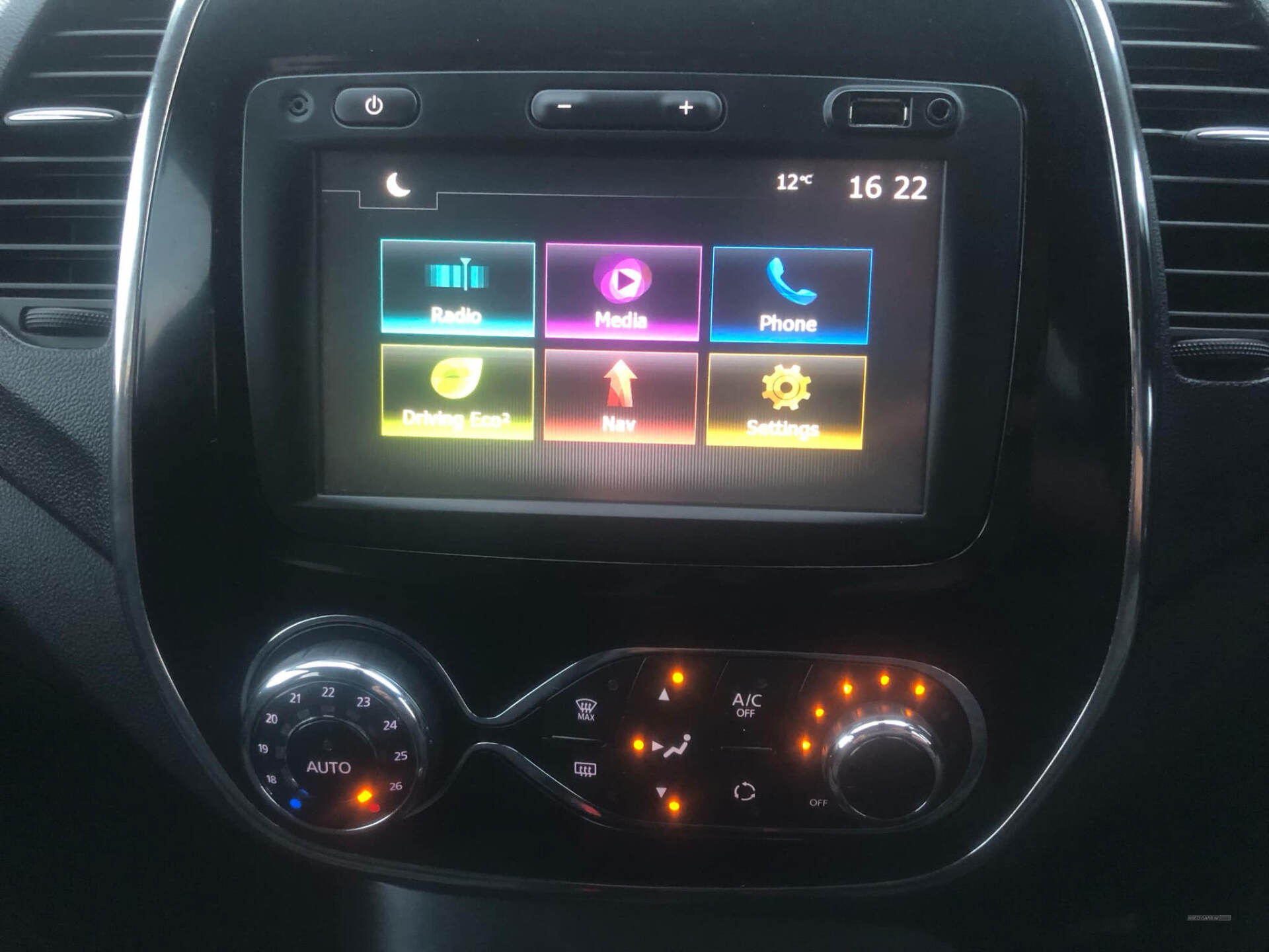 Renault Captur DIESEL HATCHBACK in Antrim