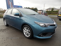 Toyota Auris HATCHBACK in Down