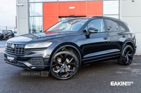 Volkswagen Touareg 3.0 V6 4Motion 231 SEL 5dr Tip Auto in Derry / Londonderry