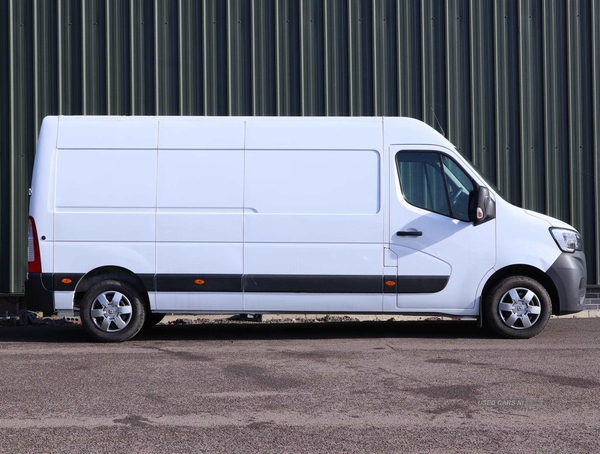 Renault Master LWB DIESEL FWD in Antrim