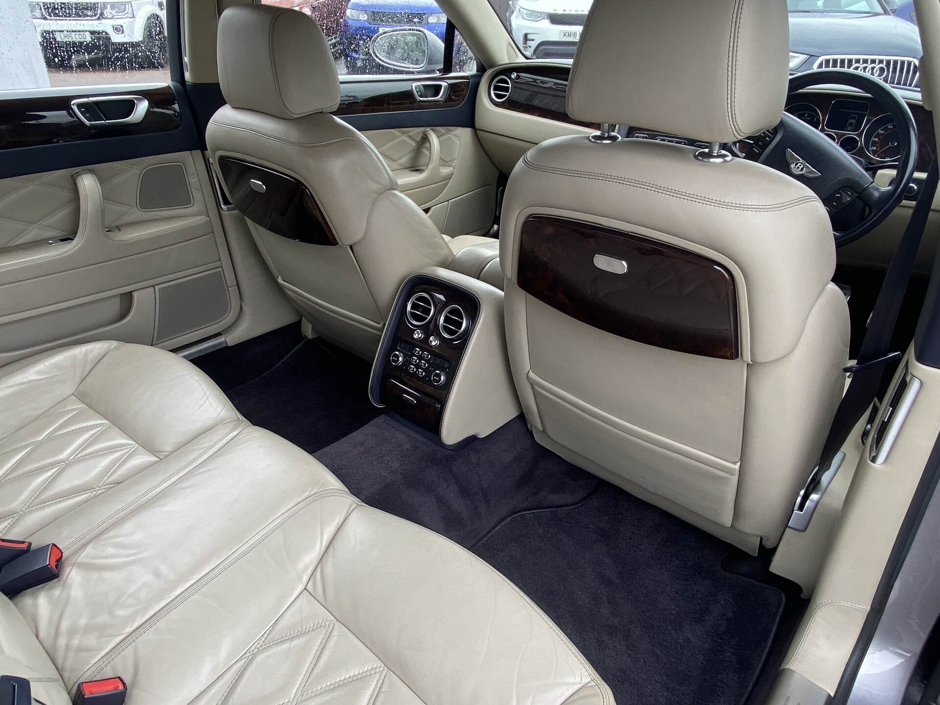 2006 Bentley Flying Spur Base