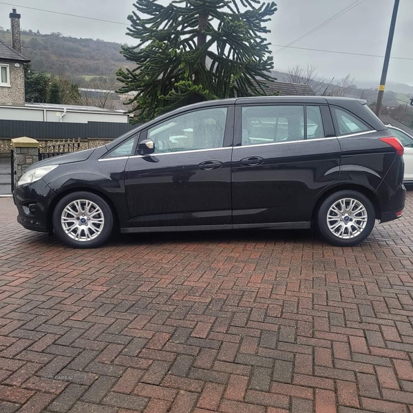 Ford Grand C-MAX DIESEL ESTATE in Down