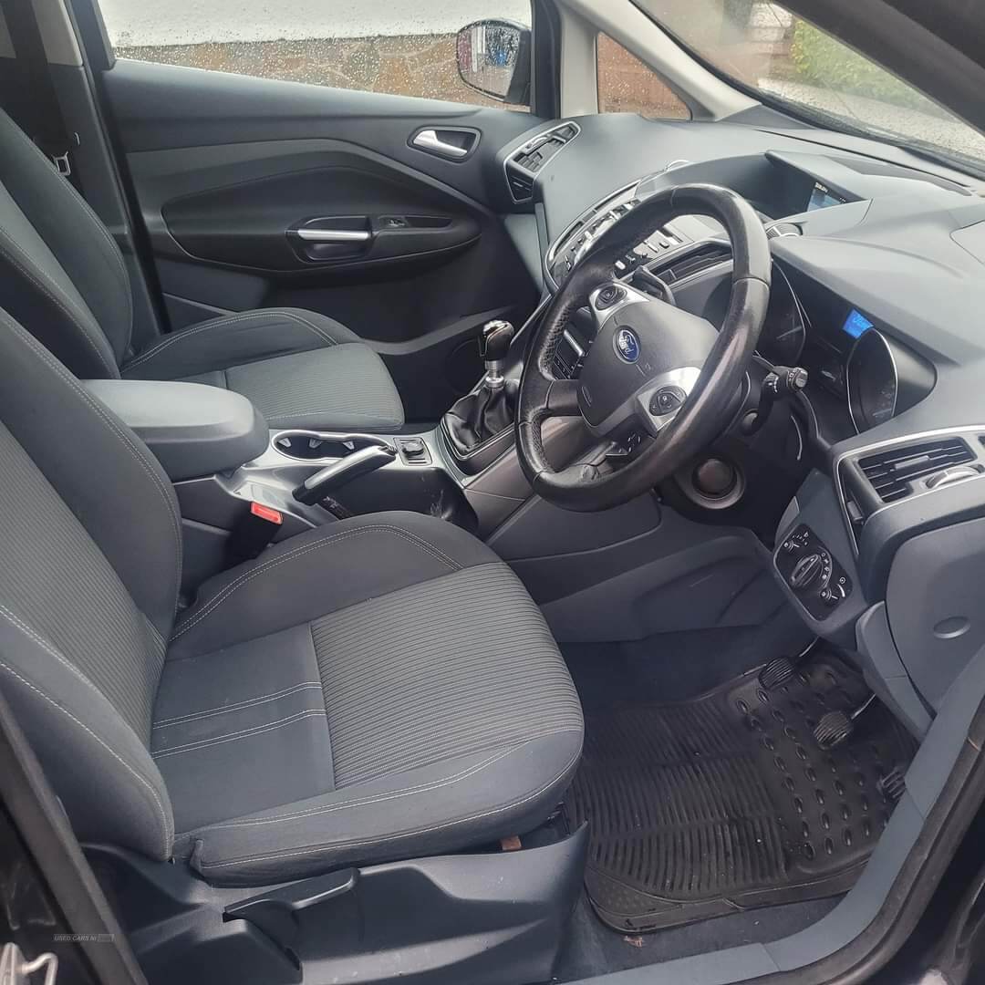 Ford Grand C-MAX DIESEL ESTATE in Down