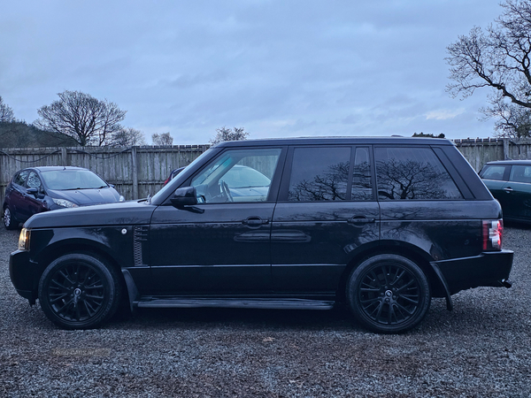 Land Rover Range Rover DIESEL ESTATE in Antrim