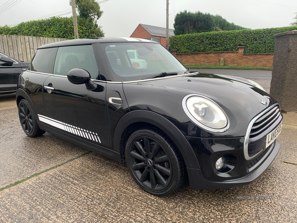 MINI Hatch DIESEL in Down