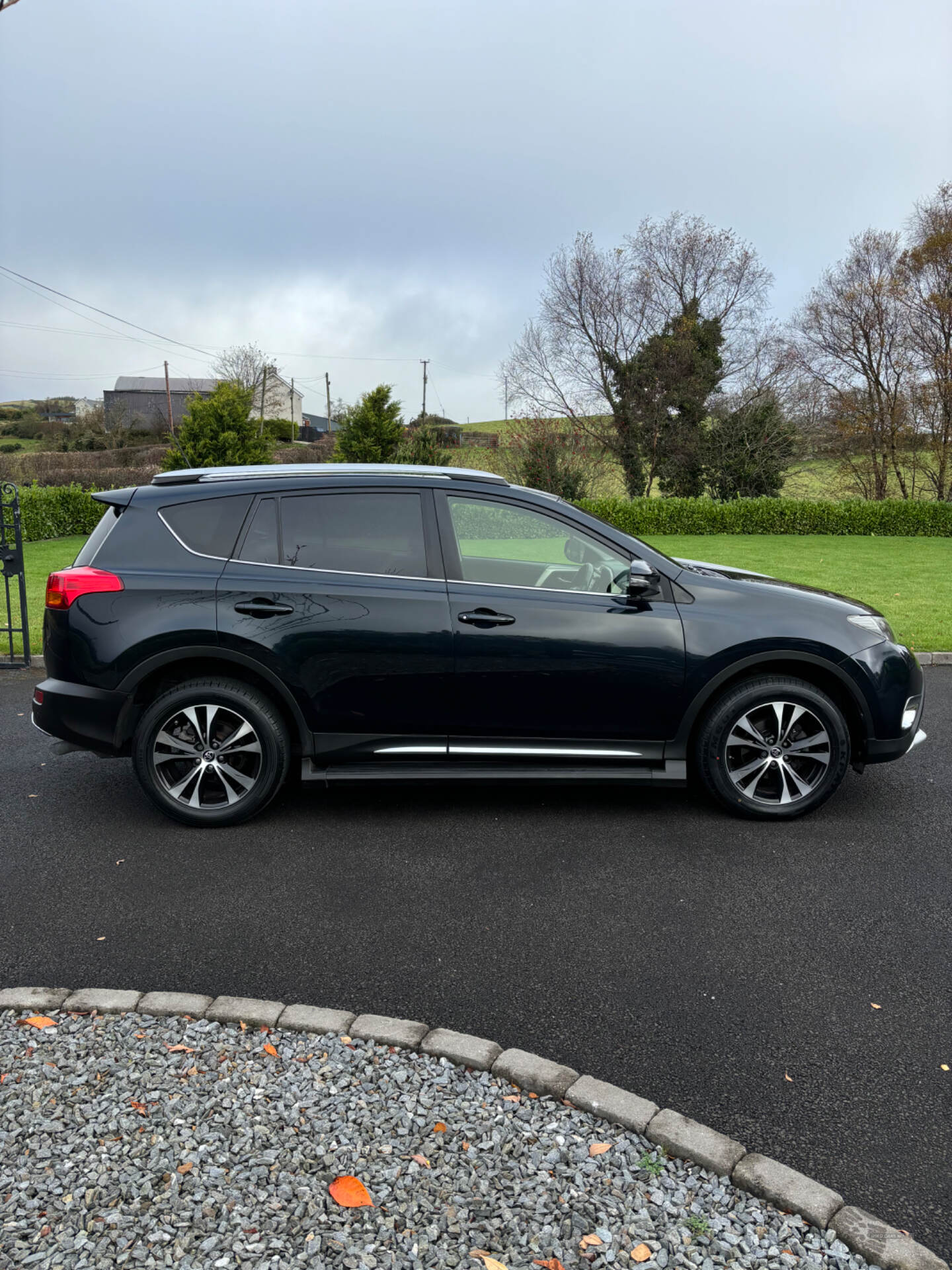 Toyota RAV4 DIESEL ESTATE in Tyrone