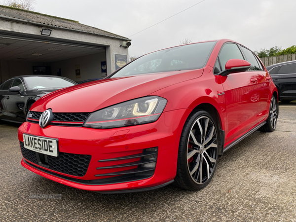 Volkswagen Golf HATCHBACK in Down