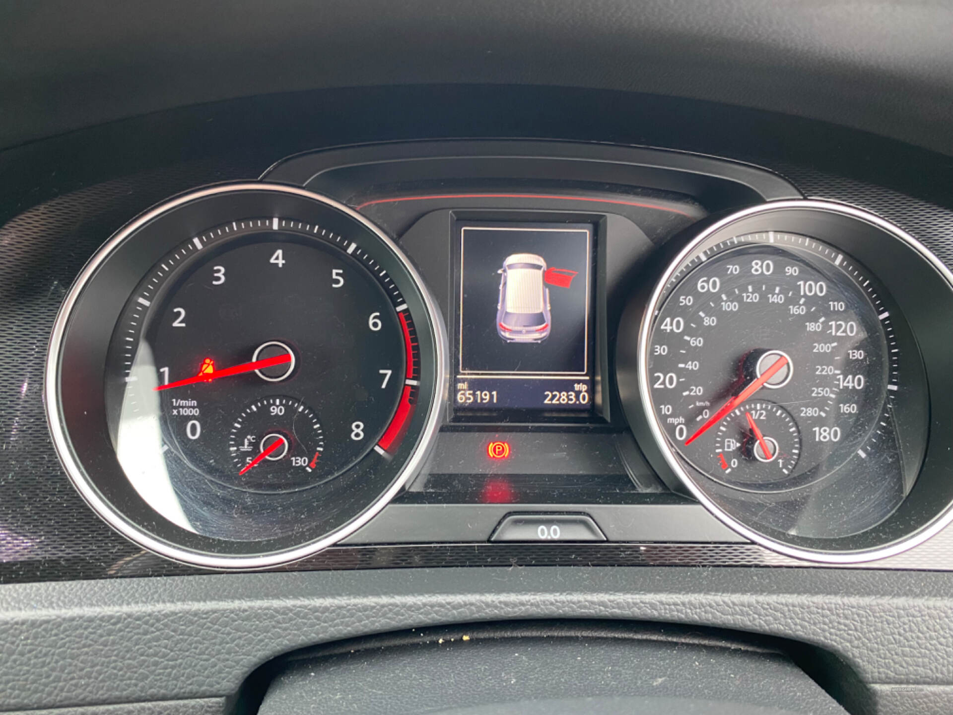 Volkswagen Golf HATCHBACK in Down