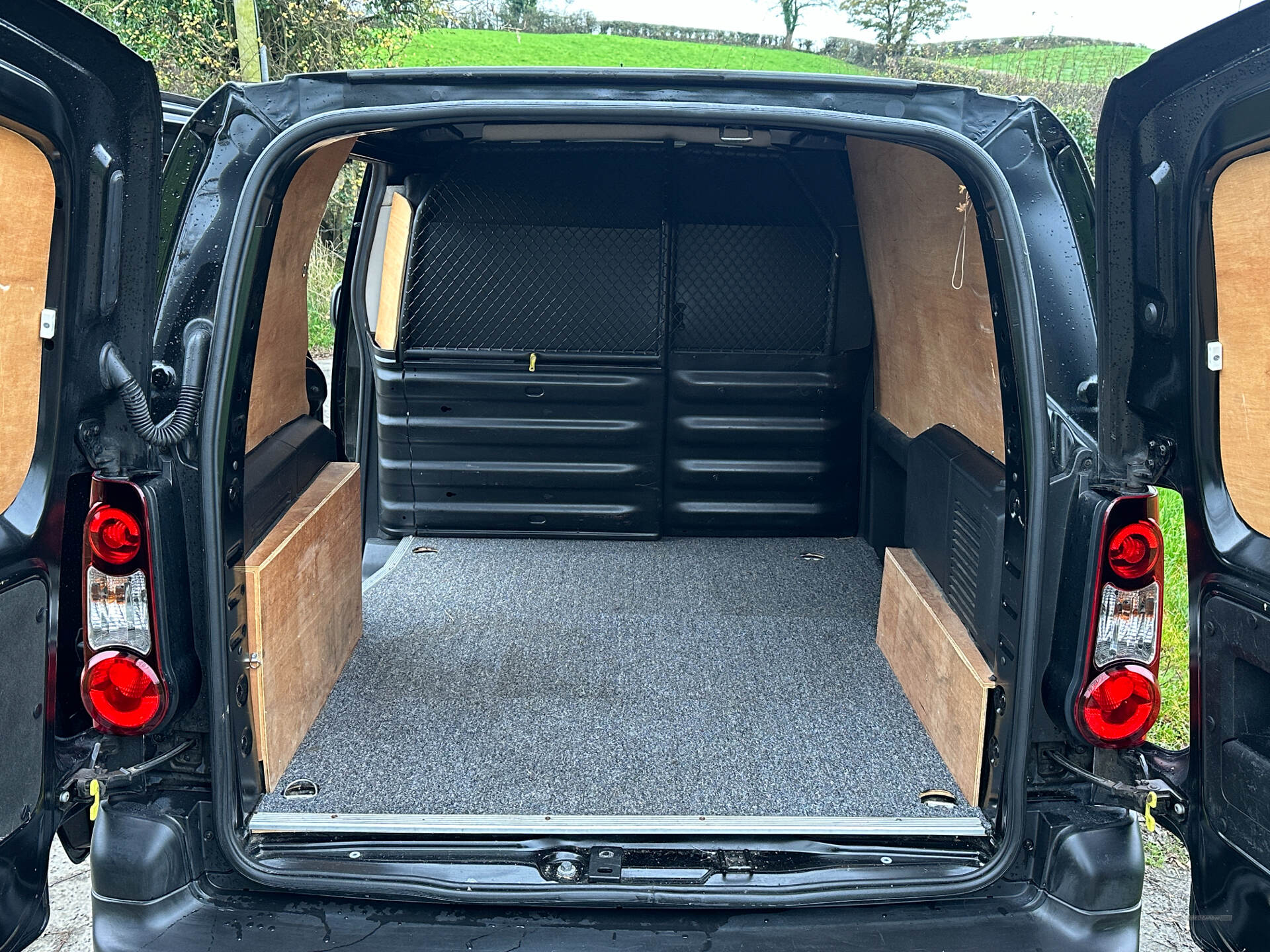 Mar 2015 Citroen Berlingo 1.6 HDi 625Kg Enterprise 75ps