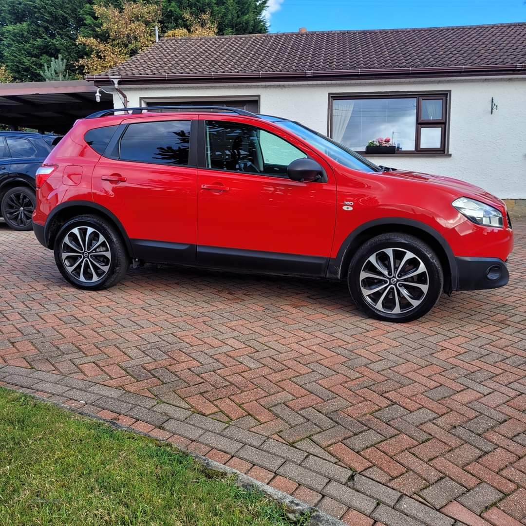 Nissan Qashqai HATCHBACK SPECIAL EDITIONS in Down