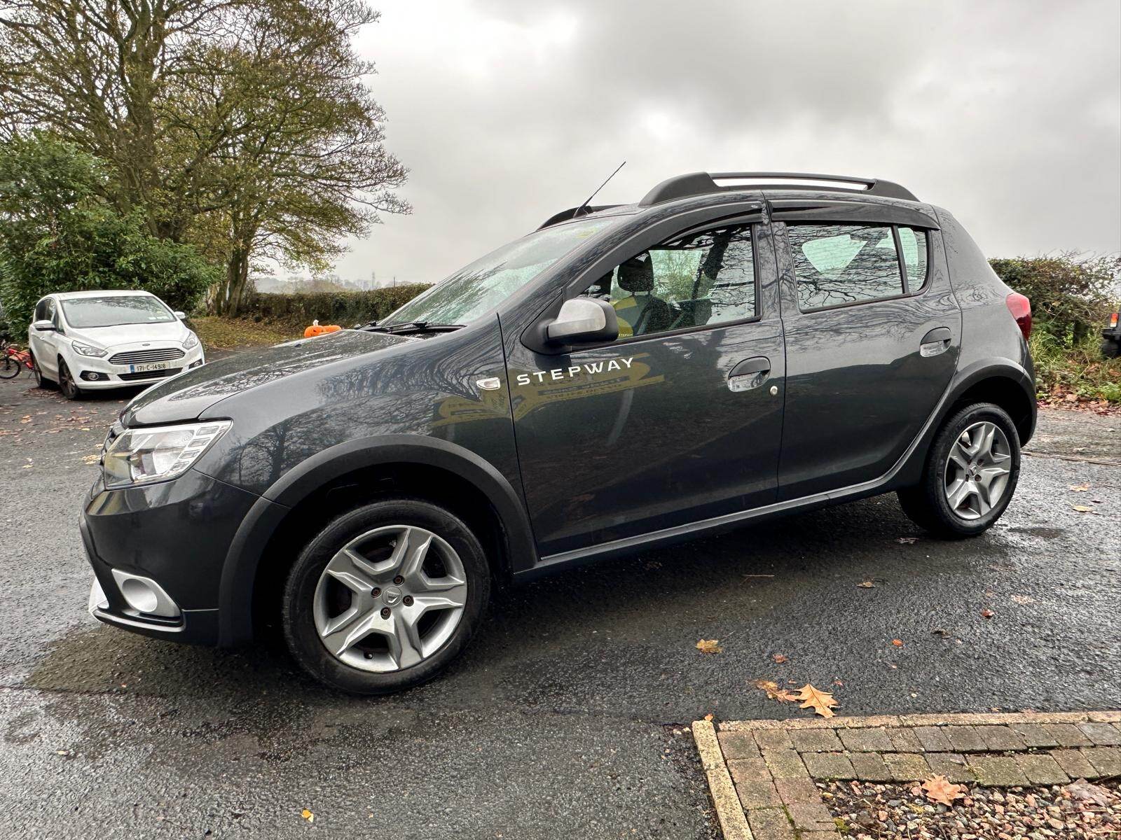 Nov 2017 Dacia Sandero Stepway 1.5 dCi Ambiance 5dr