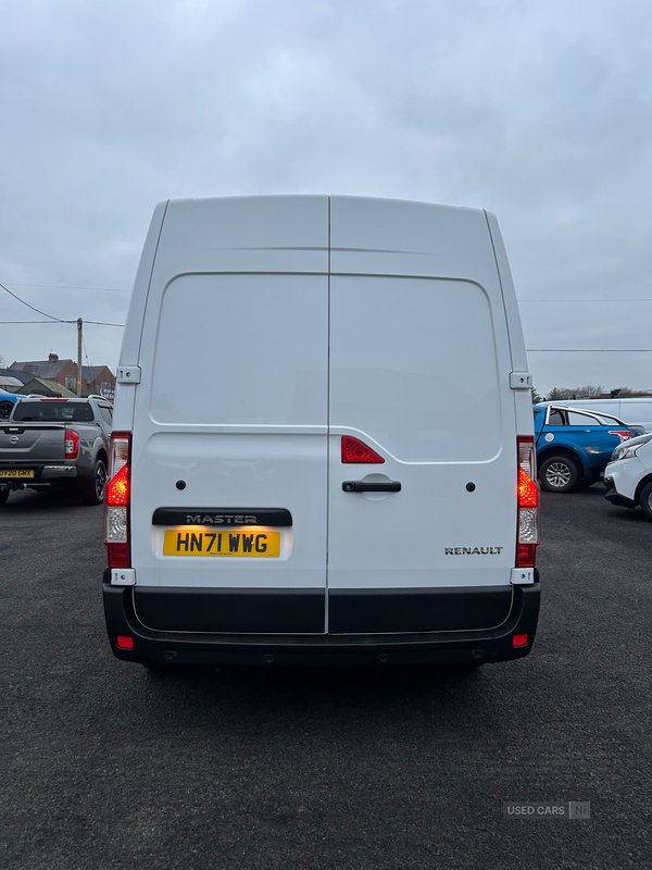 Renault Master LWB DIESEL FWD in Antrim