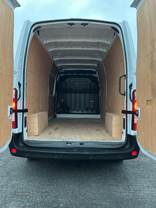 Renault Master LWB DIESEL FWD in Antrim