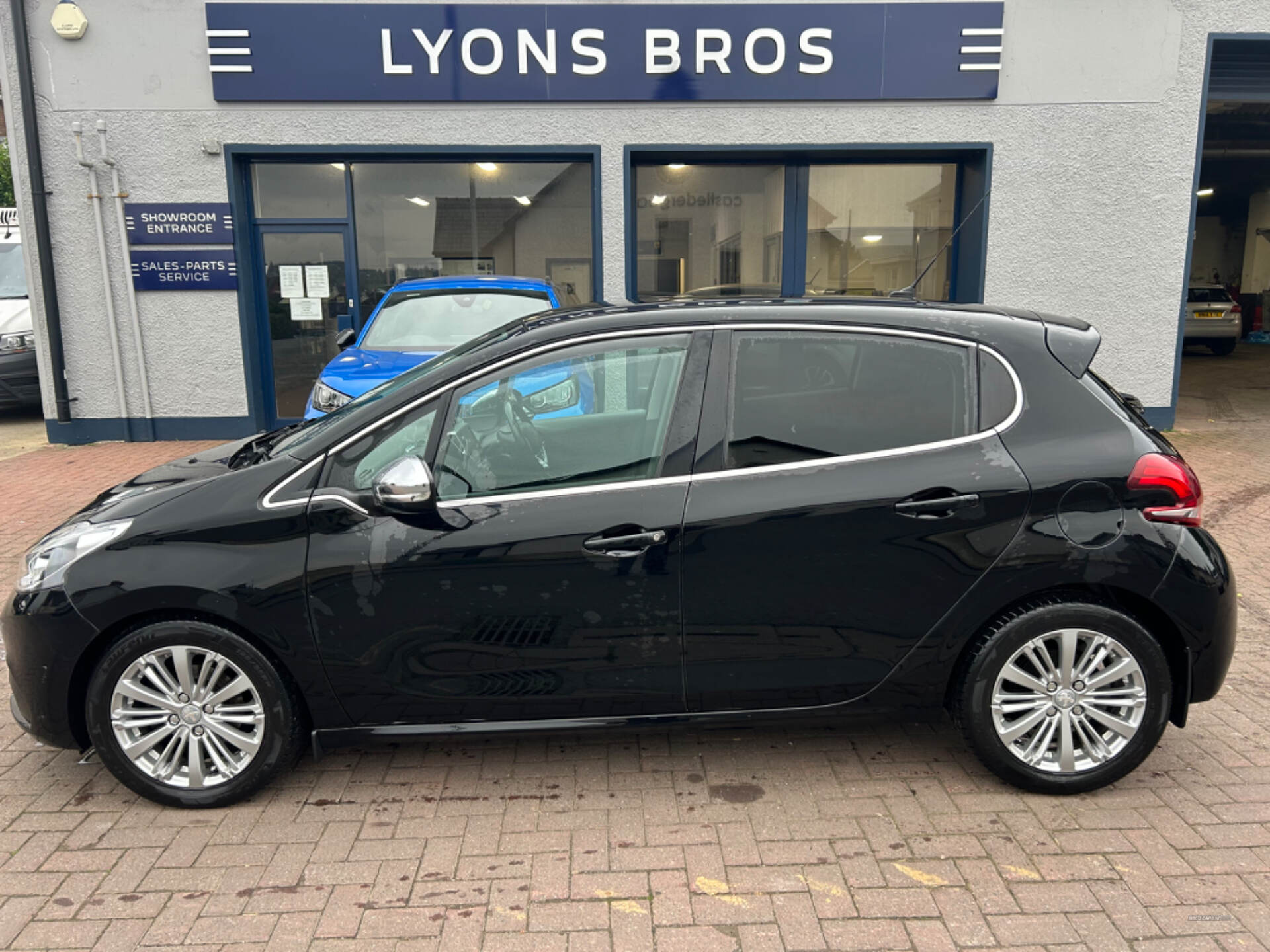 Peugeot 208 DIESEL HATCHBACK in Tyrone