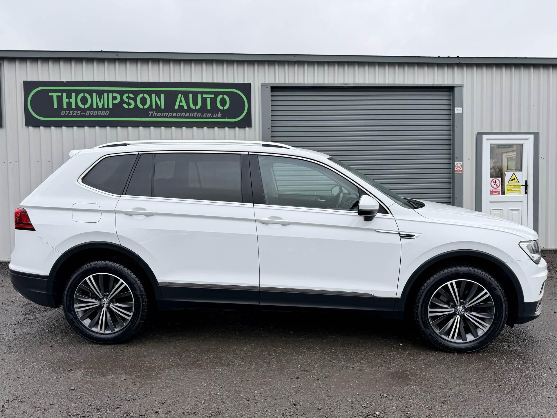 Volkswagen Tiguan Allspace DIESEL ESTATE in Down