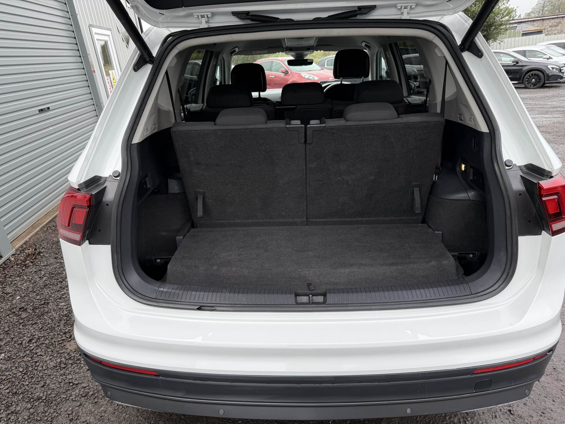 Volkswagen Tiguan Allspace DIESEL ESTATE in Down