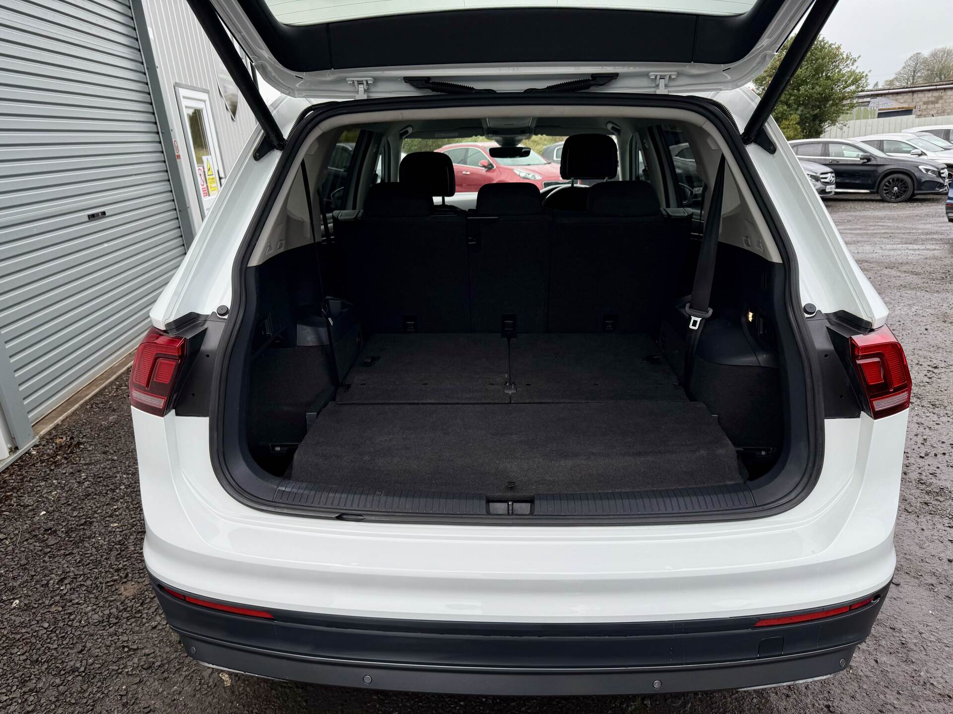 Volkswagen Tiguan Allspace DIESEL ESTATE in Down